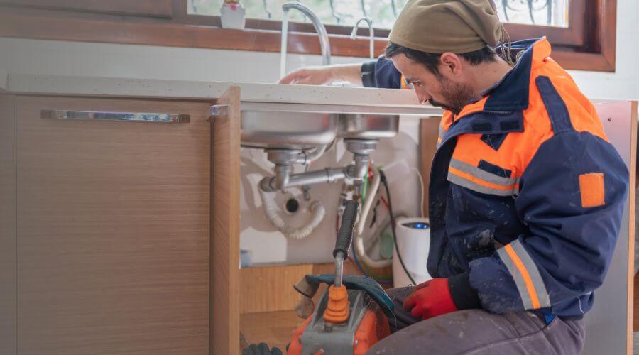 leaky faucet repair in Keystone, IN